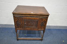 A VINTAGE LEOLA OAK CASED GRAMOPHONE, width including handle 78cm x depth 50cm x height 82cm (