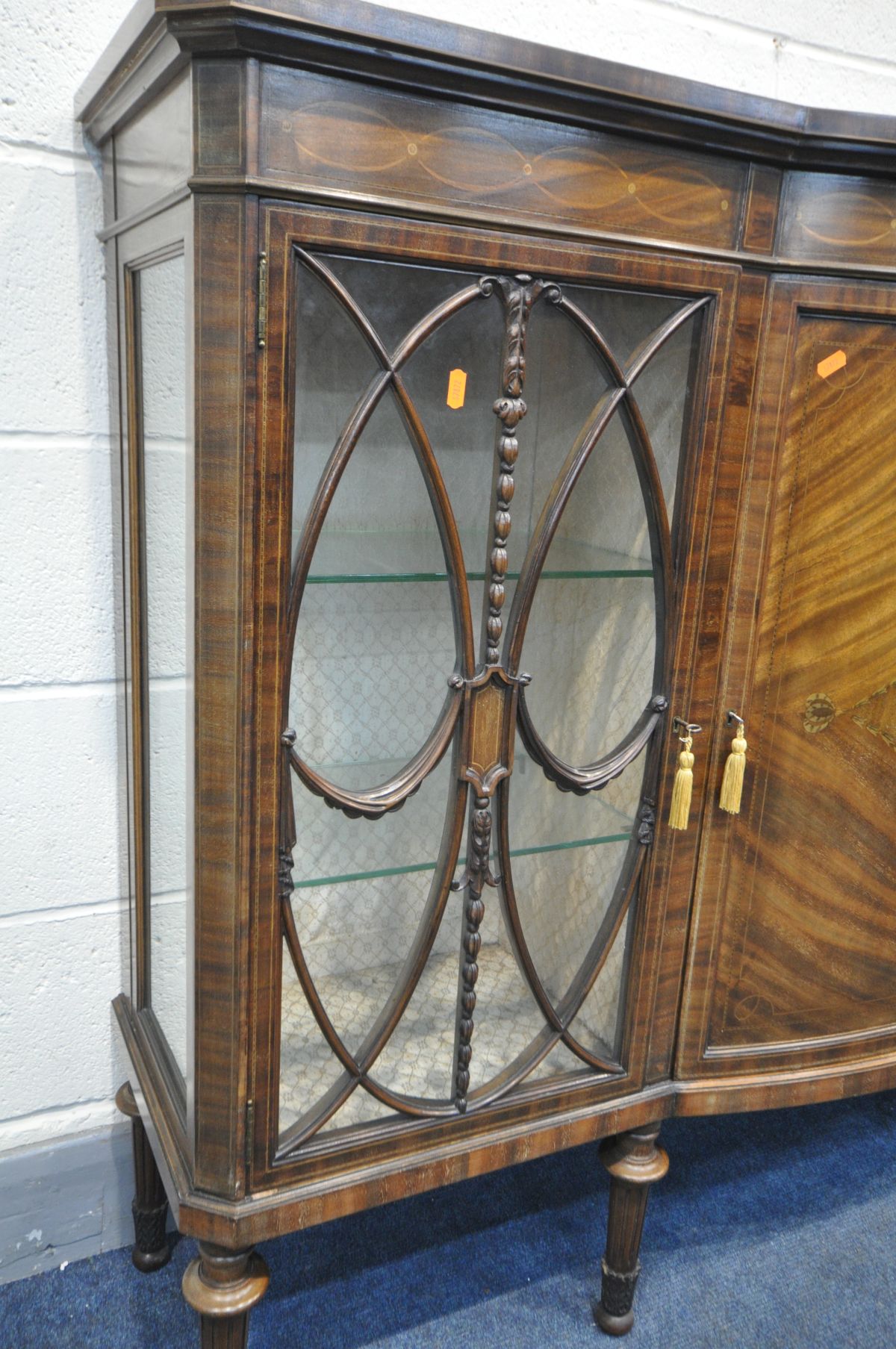 AN EDWARDIAN MAHOGANY AND MARQUETRY INLAID DISPLAY CABINET, with double astragal glazed doors - Image 2 of 5