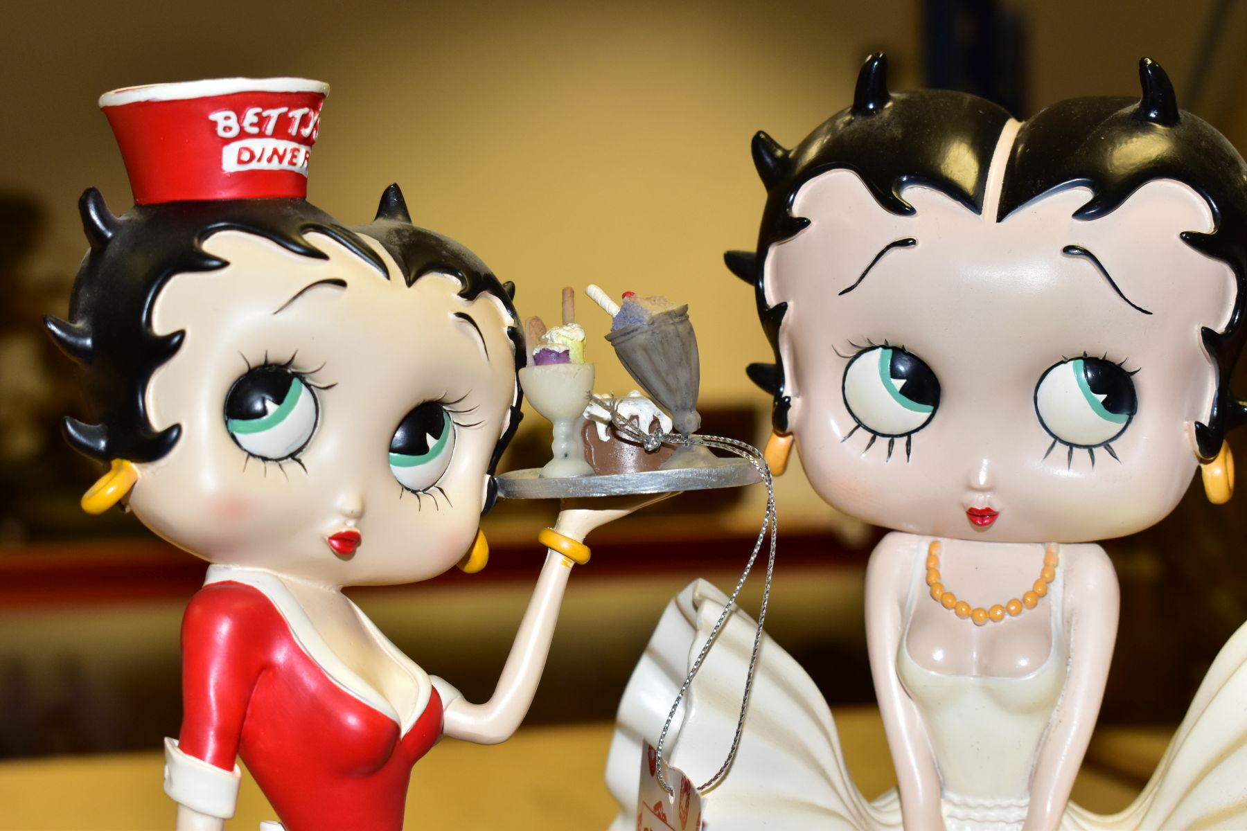 FOUR BETTY BOOP RESIN FIGURES BY KING FEATURES SYNDICATE, comprising boxed Betty Police lady leg up, - Image 8 of 8