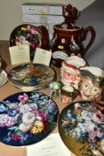 A SMALL COLLECTION OF BESWICK CHARACTER JUGS, BOXED WEDGWOOD COLLECTORS PLATES, ETC, comprising a