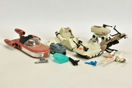 A QUANTITY OF UNBOXED AND ASSORTED STAR WARS VEHICLES, to include GMFG Kenner Landspeeder (appears