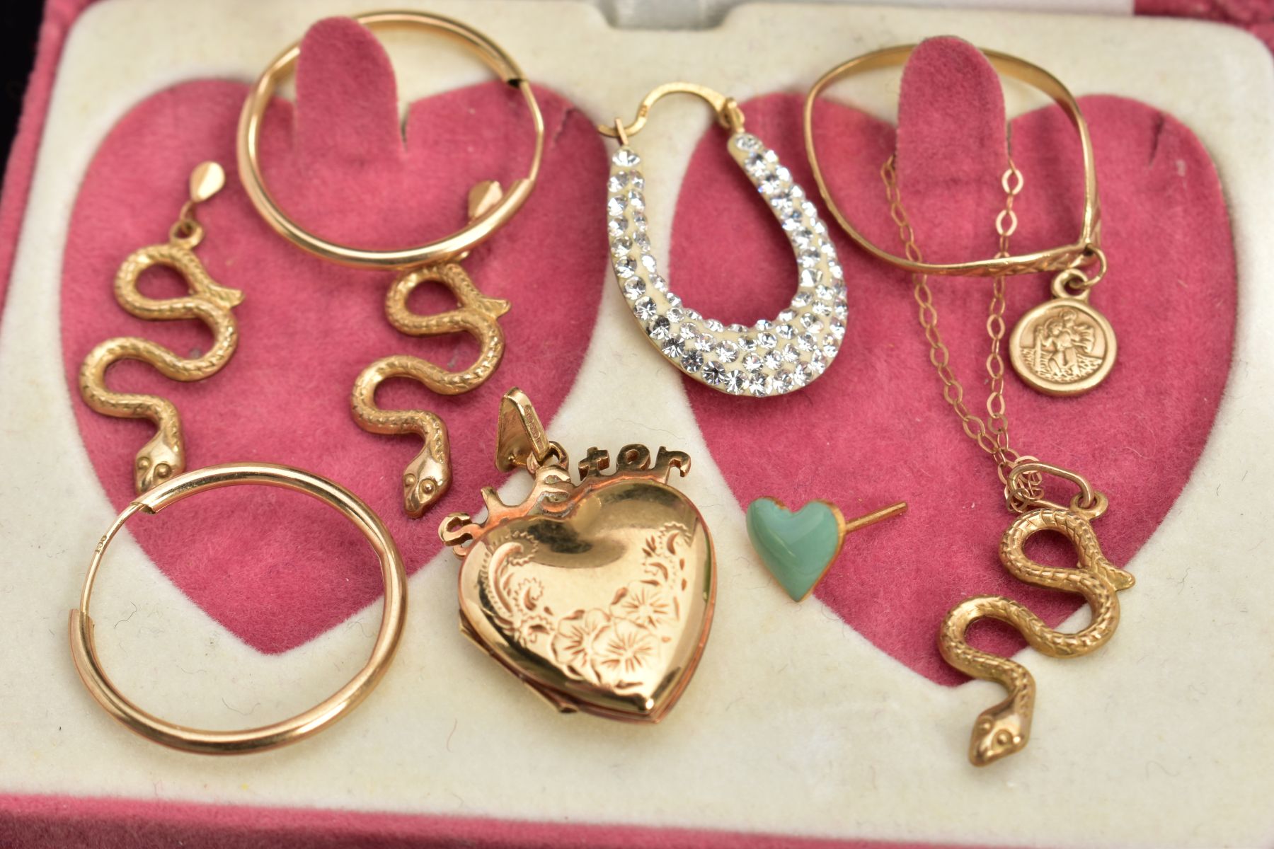 A 9CT GOLD LOCKET, SNAKE PENDANT NECKLACE AND MATCHING EARRINGS, AND OTHER PIECES, the heart - Image 2 of 2