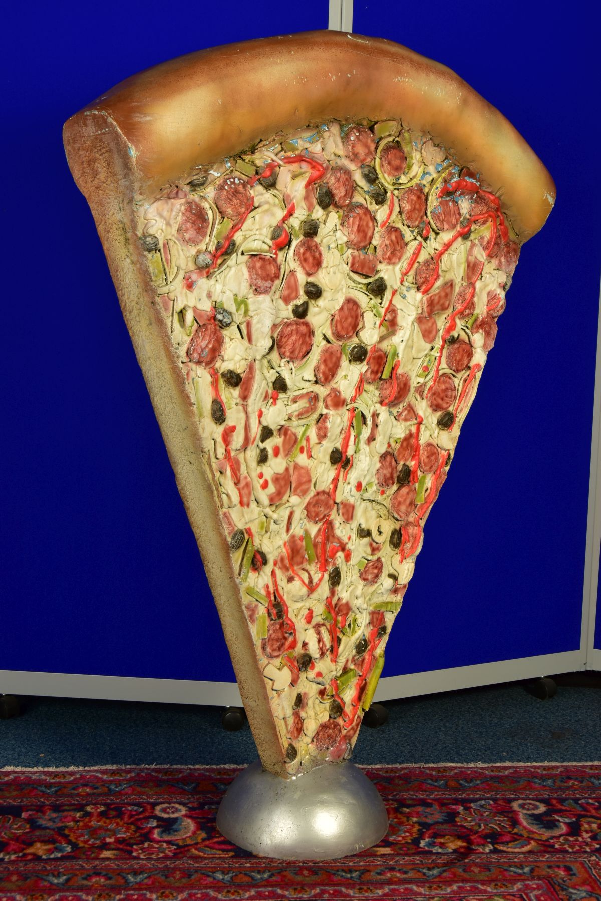 AN UPRIGHT JUMBO PIZZA ADVERTISING SIGN, detailed with a mass of toppings and deep crust, cast - Image 4 of 4