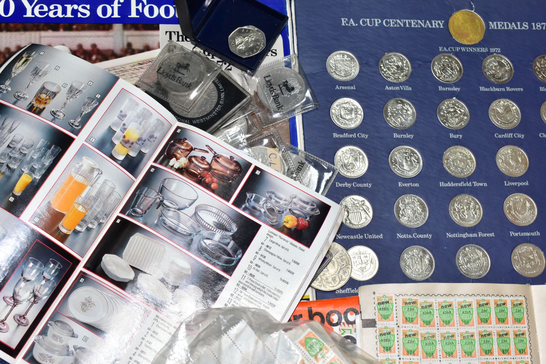 A BOX OF COMMEMORATIVE COINS, GREEN SHIELD SAVER STAMPS AND BOOKS, ETC, including a 2006 VC fifty - Image 2 of 3