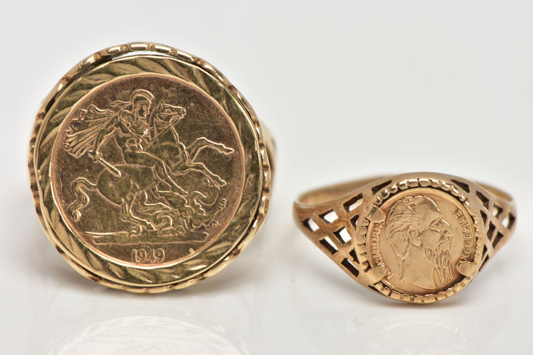 TWO 9CT GOLD COIN RINGS, both with pierced detail to the shoulders, one set with an imitation - Image 5 of 5