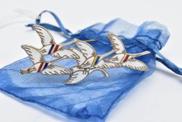 AN ERIK MAGNUSSEN ENAMEL BROOCH, Danish silver brooch in the form of five flying geese decorated