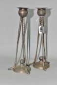 A PAIR OF WALKER AND HALL PLATED CANDLESTICKS, in the form of three golf clubs supporting a golf