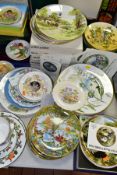 THIRTY COLLECTORS PLATES AND OTHER CERAMIC WARES, to include twenty boxed plates (some with
