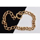 AN 18CT GOLD CURB LINK BRACELET, yellow gold curb link bracelet, each link stamped 18, fitted with a