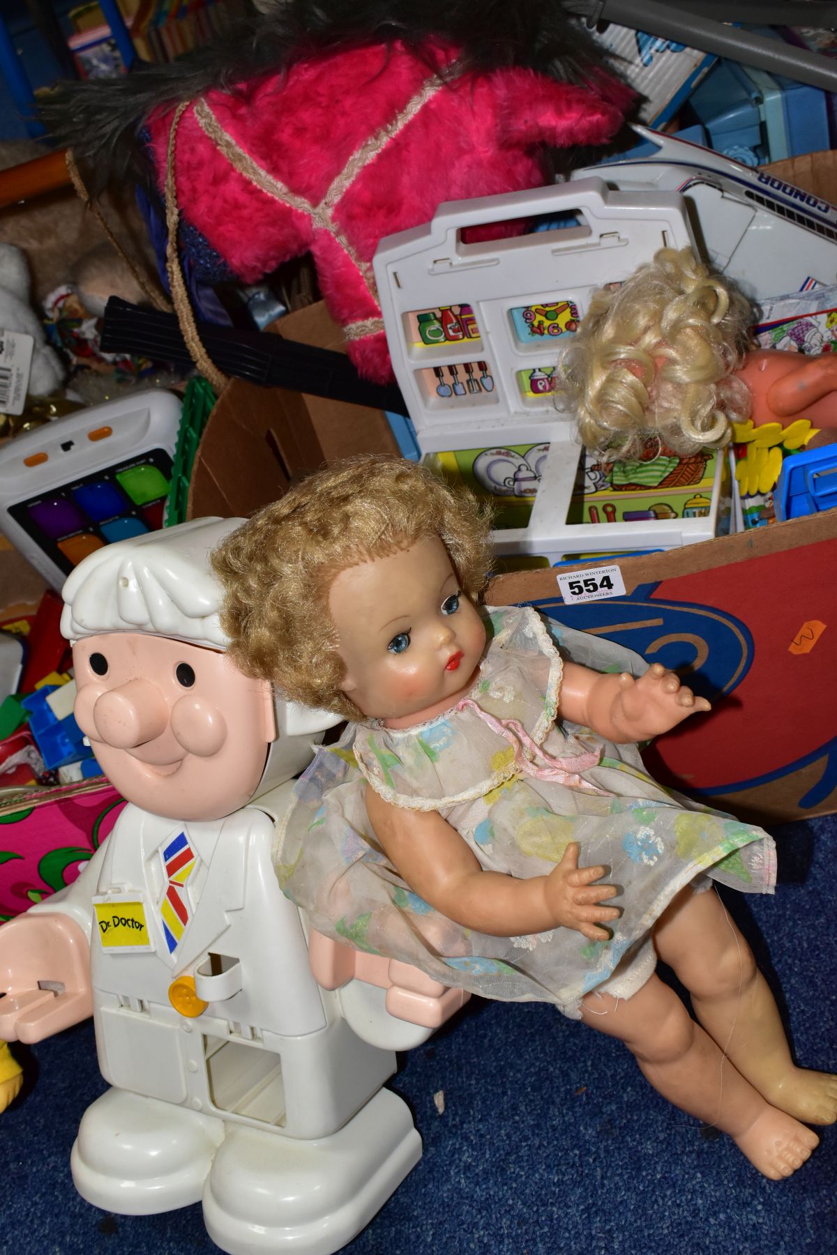 FIVE BOXES AND LOOSE OF SOFT TOYS, CHILDREN'S PLASTIC TOYS, HOBBY HORSES, ETC, including three - Image 2 of 12