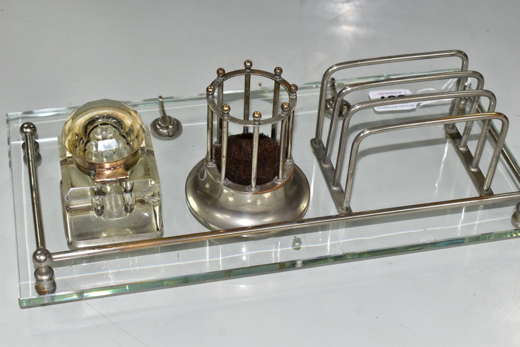 AN EARLY 20TH CENTURY GLASS AND CHROMED METAL DESK STAND OF RECTANGULAR FORM, fitted with a pen - Image 3 of 6