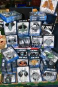 A QUANTITY OF THE EAGLEMOSS STAR TREK THE OFFICIAL STARSHIPS COLLECTION MODELS, thirty one boxed