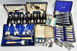 A SELECTION OF SILVER TEASPOONS AND OTHER CUTLERY ITEMS, a set of six fiddle pattern teaspoons,