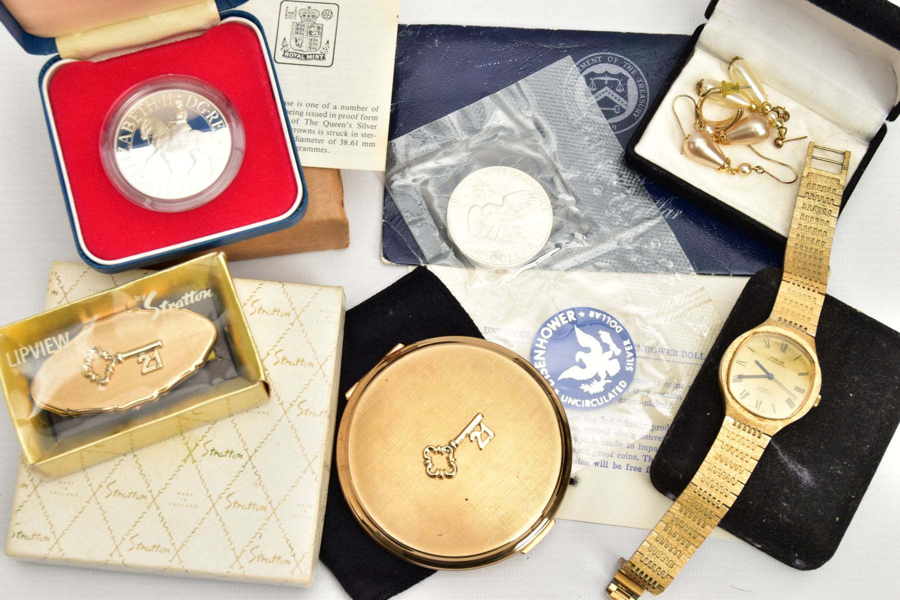 A MONTINE WRISTWATCH AND ADDITIONAL ITEMS, a hand wound movement, gold coloured face Montine of