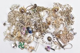 A BAG OF ASSORTED SILVER AND WHITE METAL JEWELLERY, to include a white metal belcher link charm