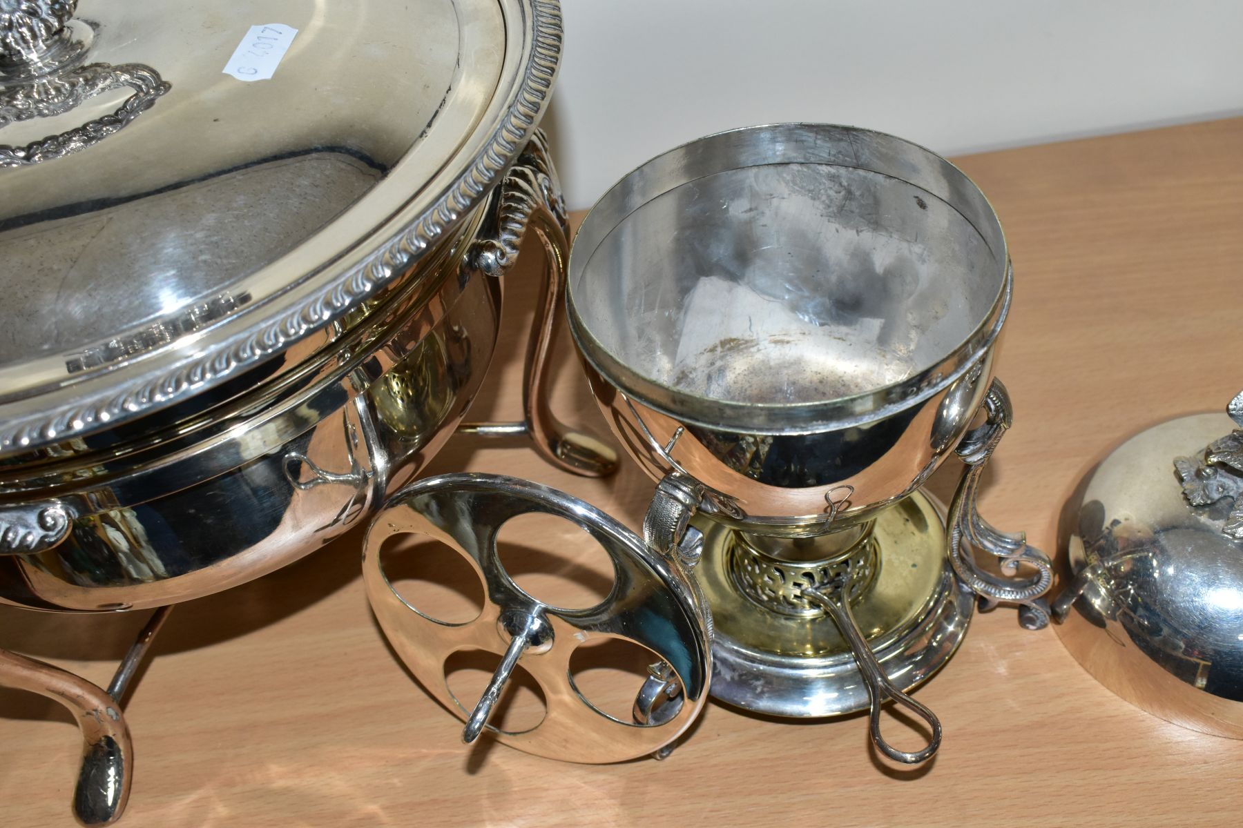 A MAPPIN AND WEBB PLATED EGG CODDLER, WITH A PLATED PAN ON BURNER STAND AND A PLATED SPIRIT - Image 4 of 9