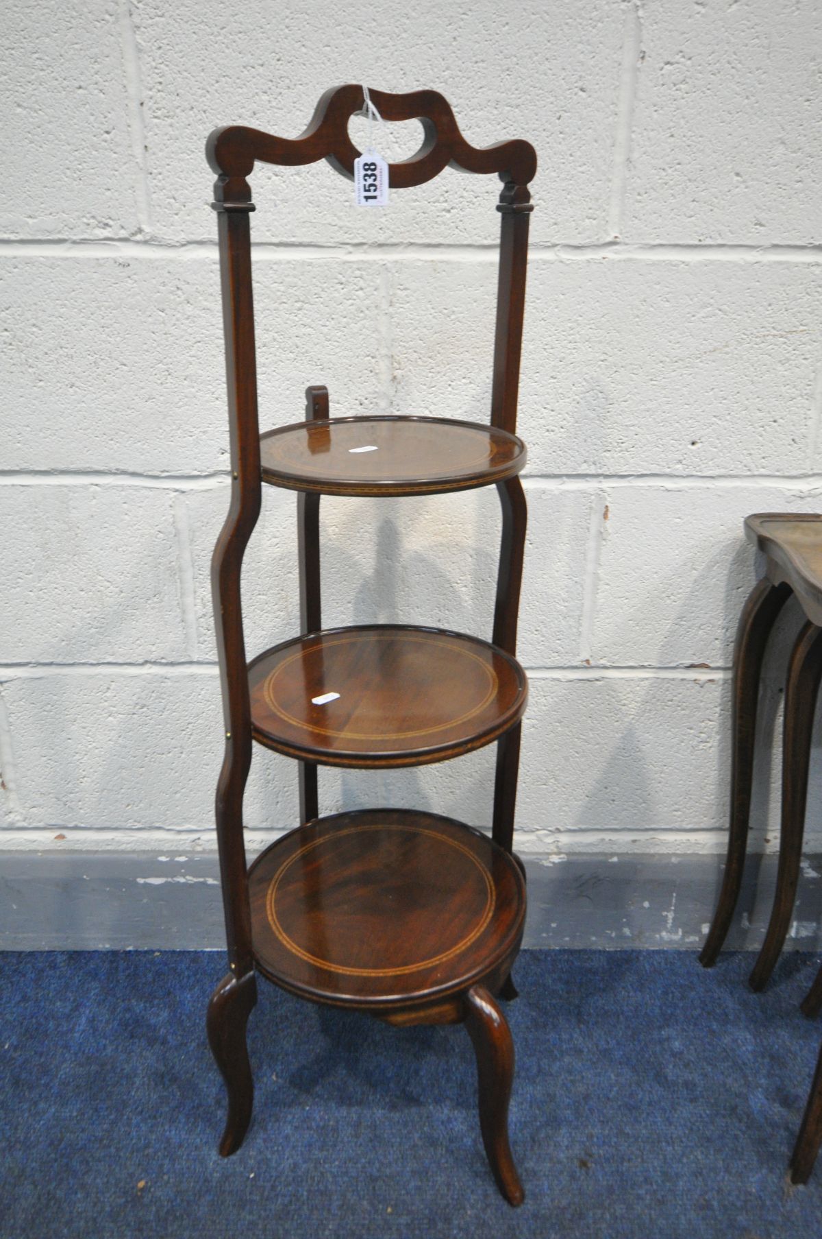 AN EDWARDIAN MAHOGANY THREE TIER CAKE STAND, height 96cm, and a french style walnut nest of three - Image 2 of 4