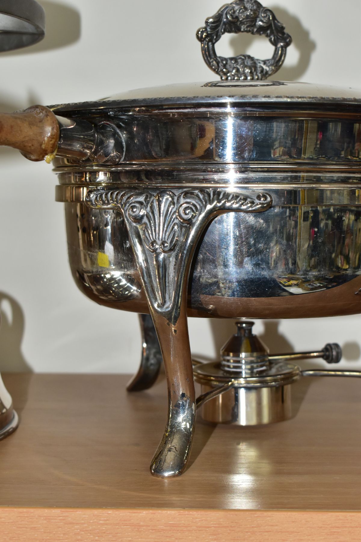 A MAPPIN AND WEBB PLATED EGG CODDLER, WITH A PLATED PAN ON BURNER STAND AND A PLATED SPIRIT - Image 5 of 9