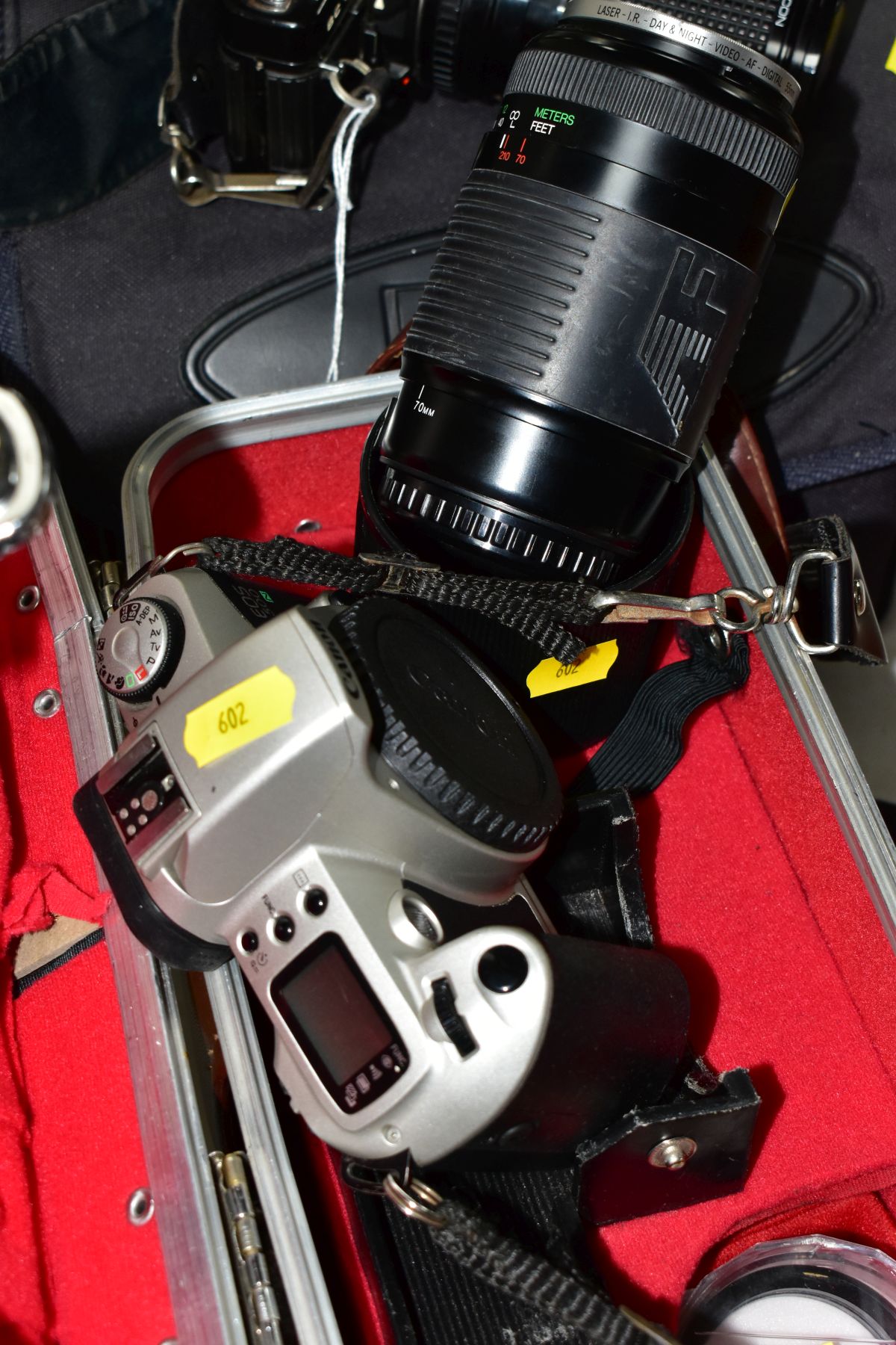 PHOTOGRAPHIC EQUIPMENT ETC, comprising a Canon EOS 500N 35mm SLR film camera body, Cosina 70-210 - Image 2 of 3