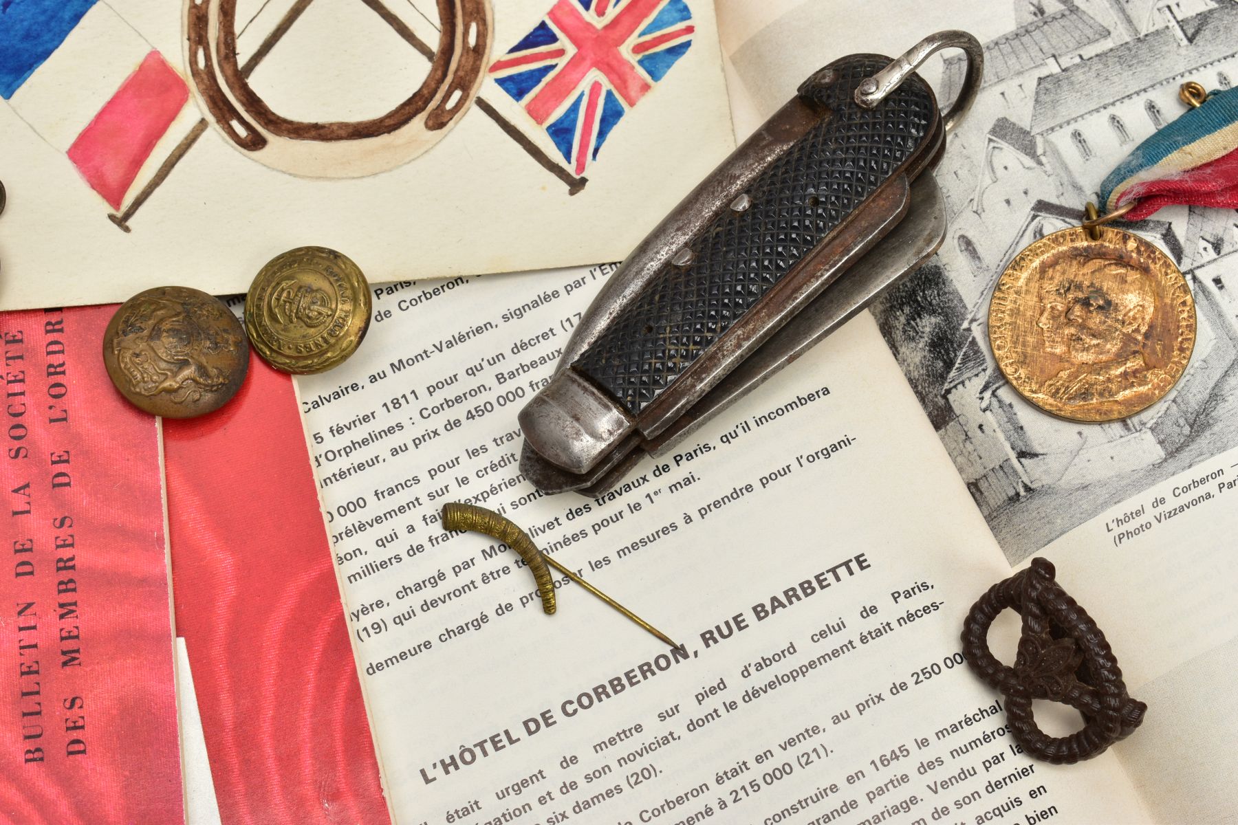 A LARGE BOX CONTAINING MILITARY ITEMS, as follows, Alloy mess tin base marked made in England, - Image 9 of 15