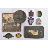 A WORLD WAR ONE ERA BOXED LUSITANIA MEDAL, which includes the medal itself and original box of