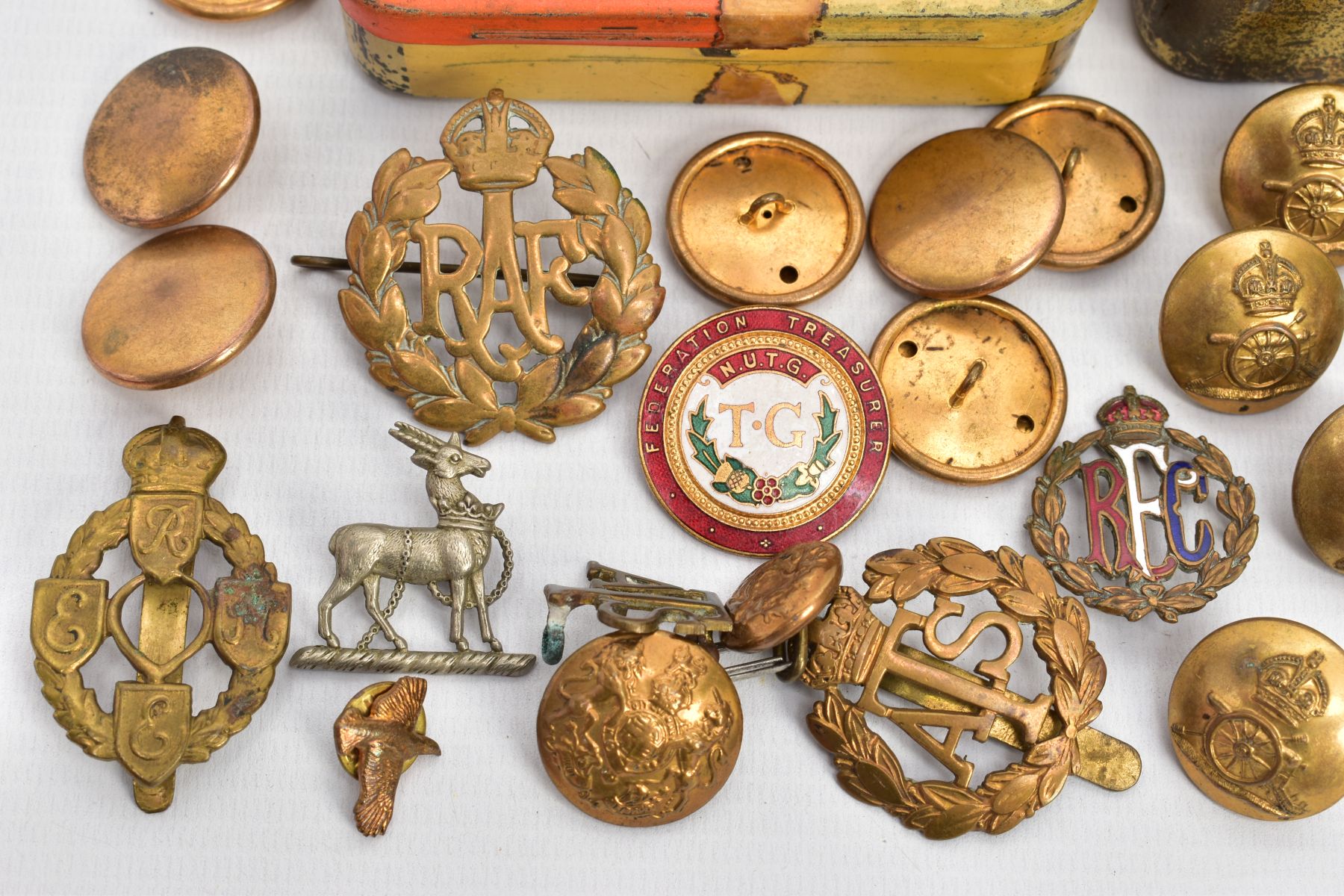 TWO SMALL TINS, containing a number of Military badges and buttons to include RFC, RAF, REME, ATC - Image 3 of 4