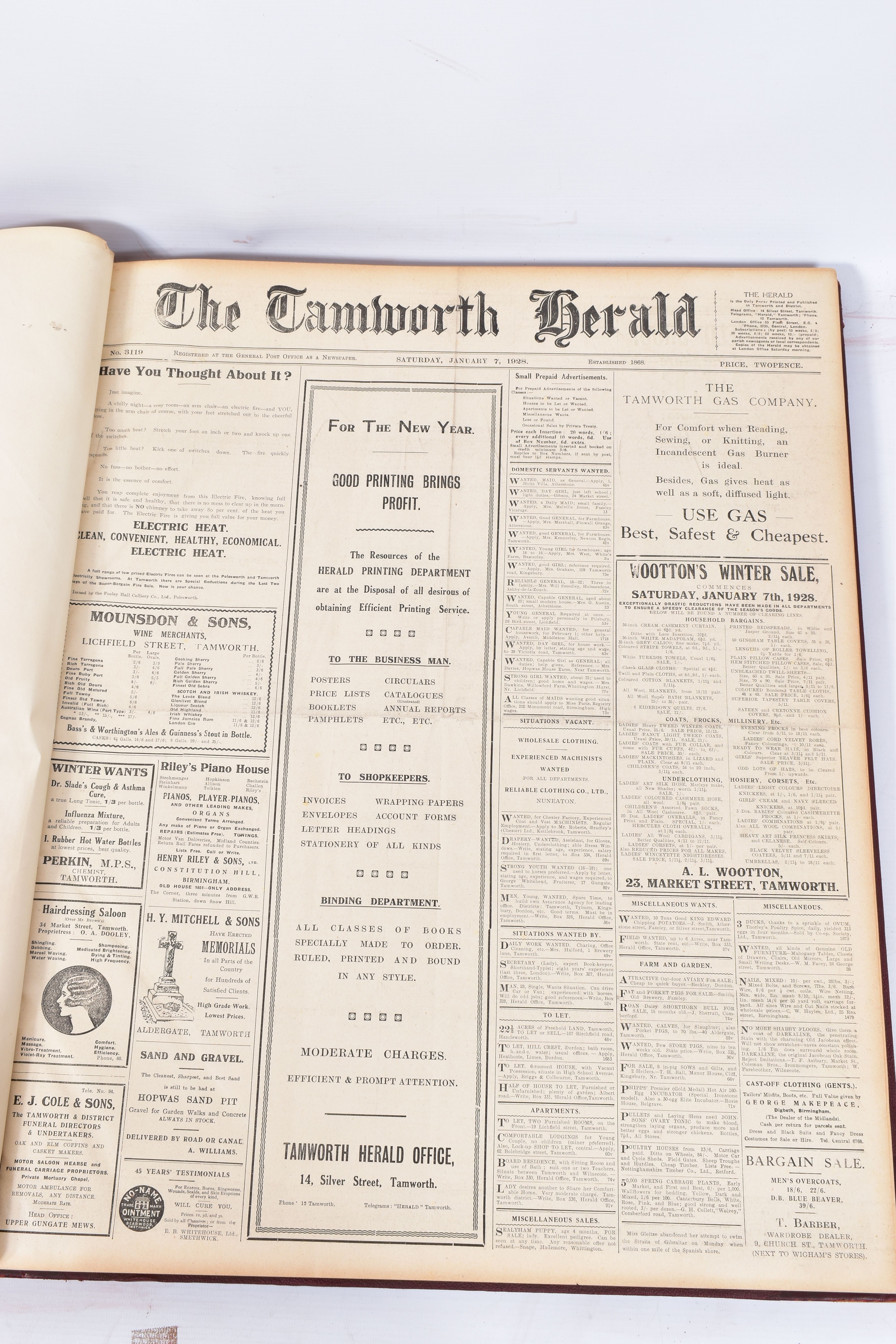 THE TAMWORTH HERALD, an Archive of the Tamworth Herald Newspaper from 1928, the newspapers are bound