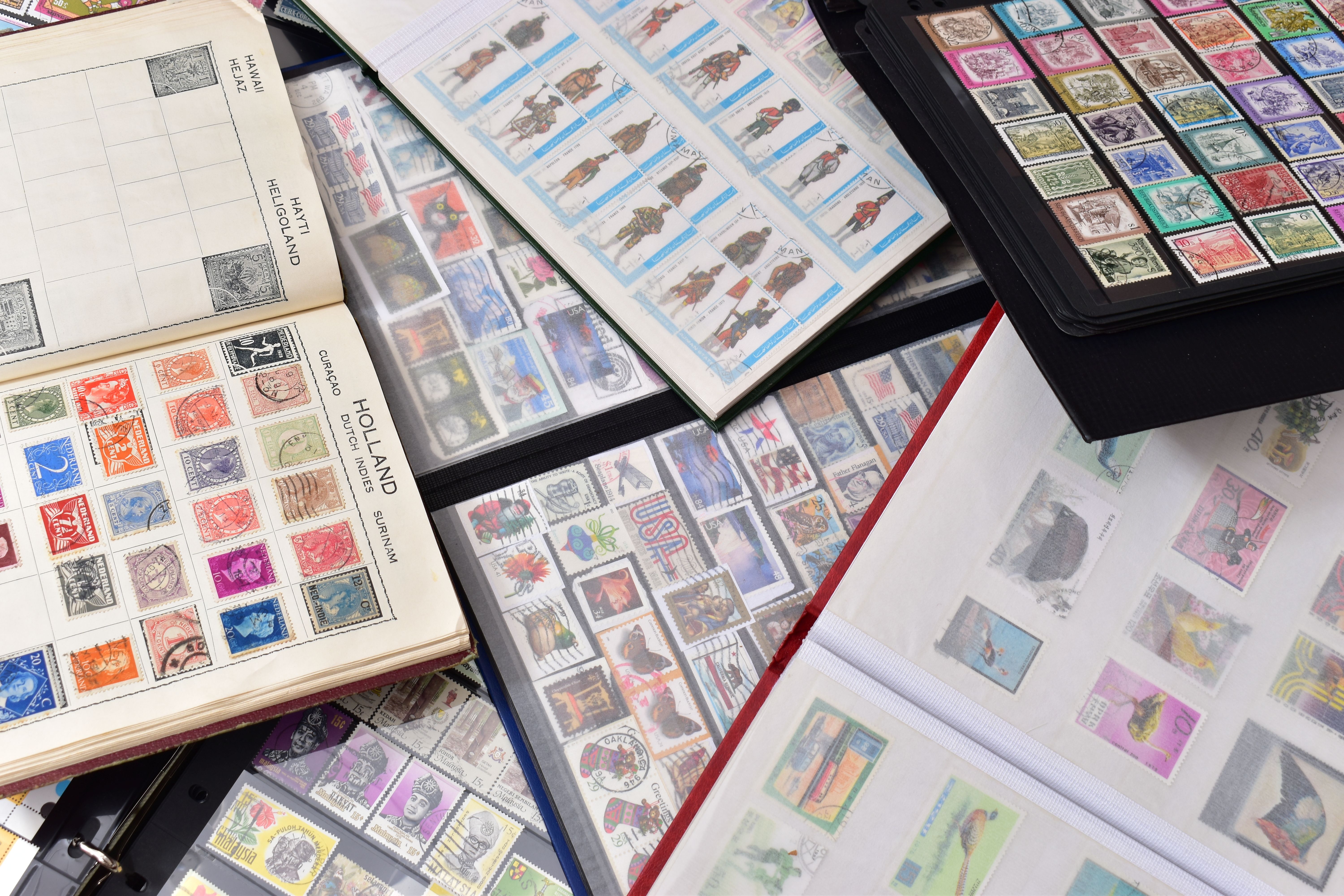 VERY LARGE ACCUMULATION OF STAMPS IN TWENTY STOCKBOOKS, three Hagner type albums and three older - Image 9 of 10