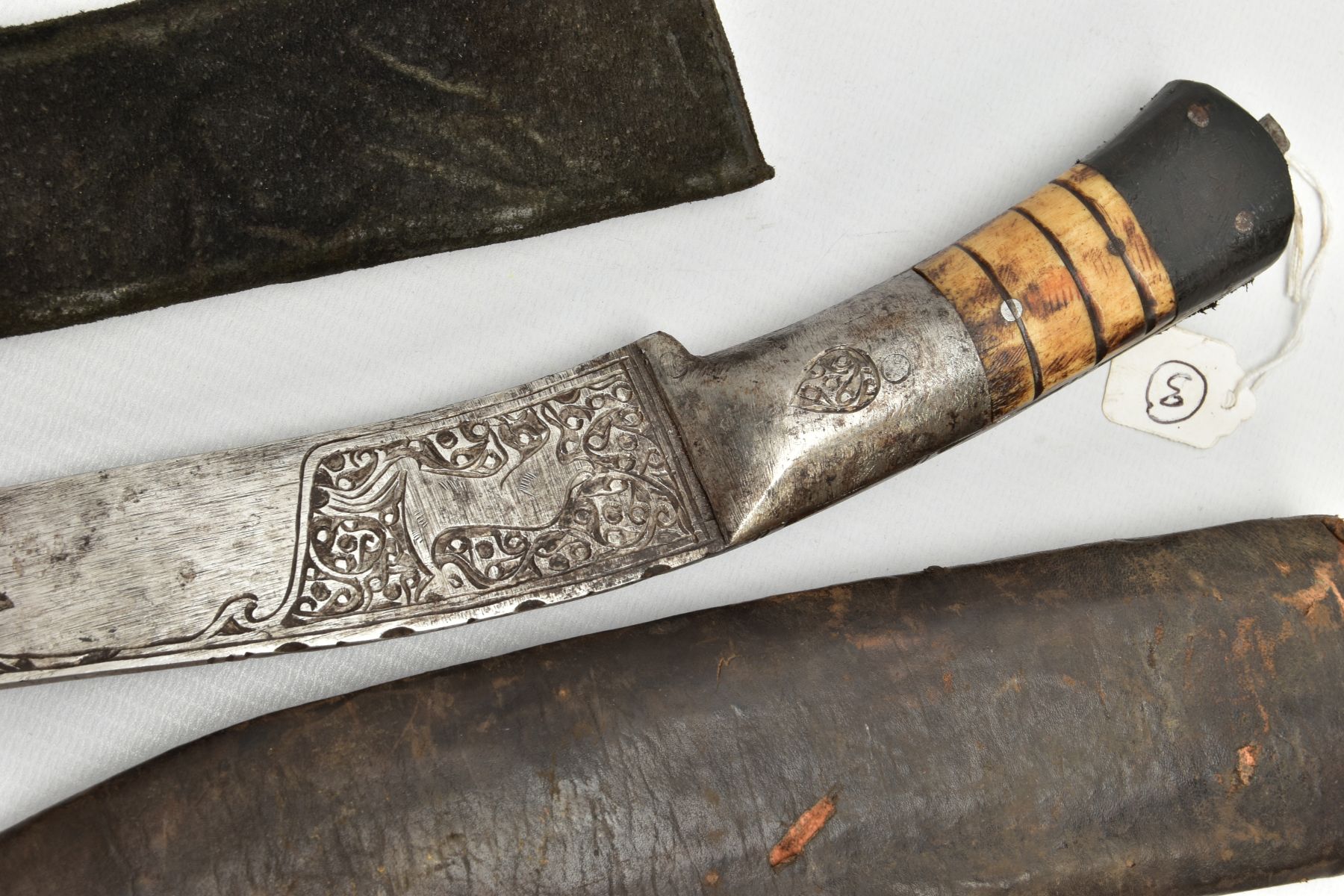 THREE INDIAN/ASIAN short daggers all with skin covered wooden scabbards, all curved and etched - Image 3 of 9