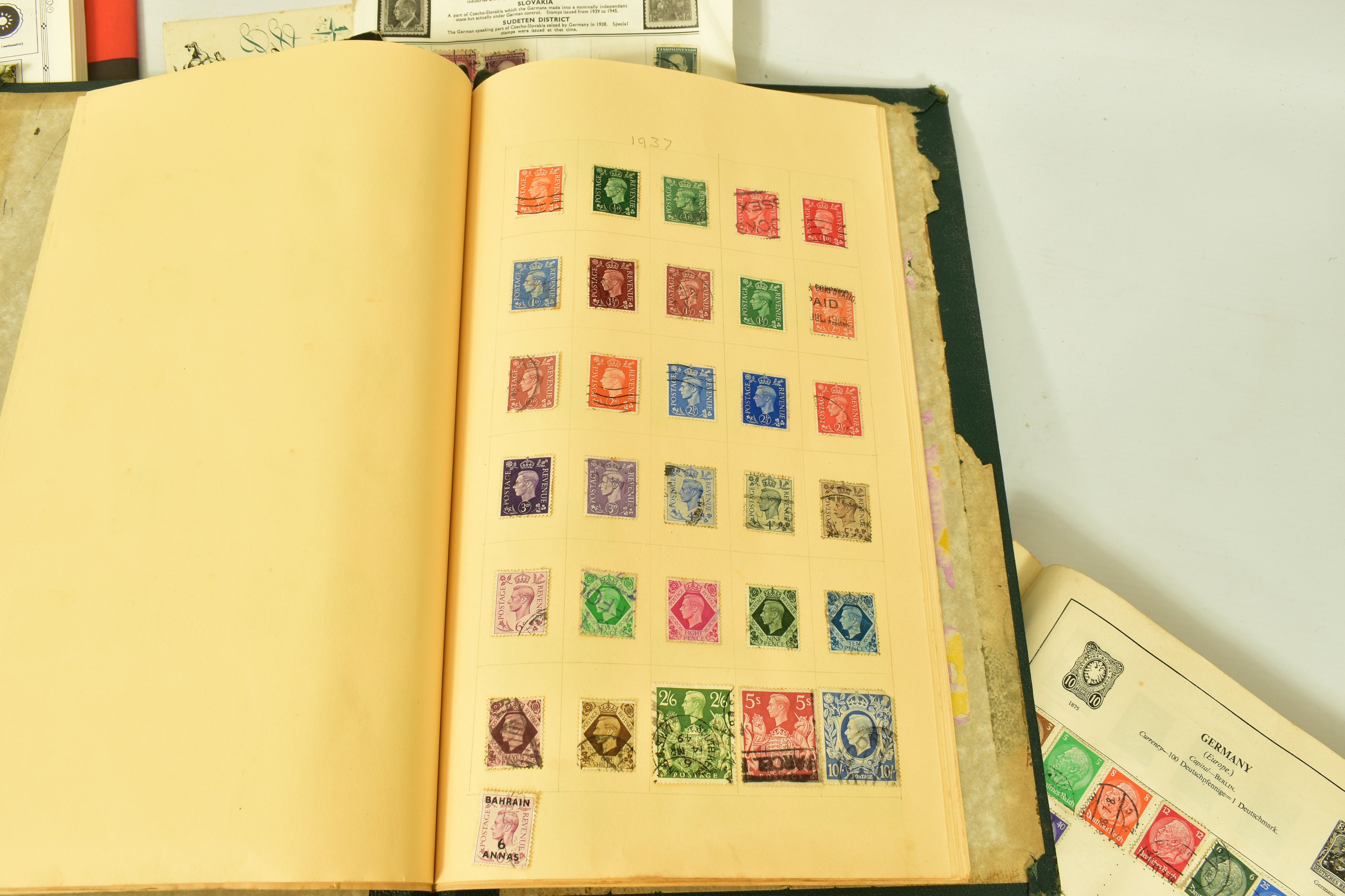 SMALL BOX AND BAG OF STAMPS, in five albums and loose in packets, we note GB from early line - Image 2 of 10