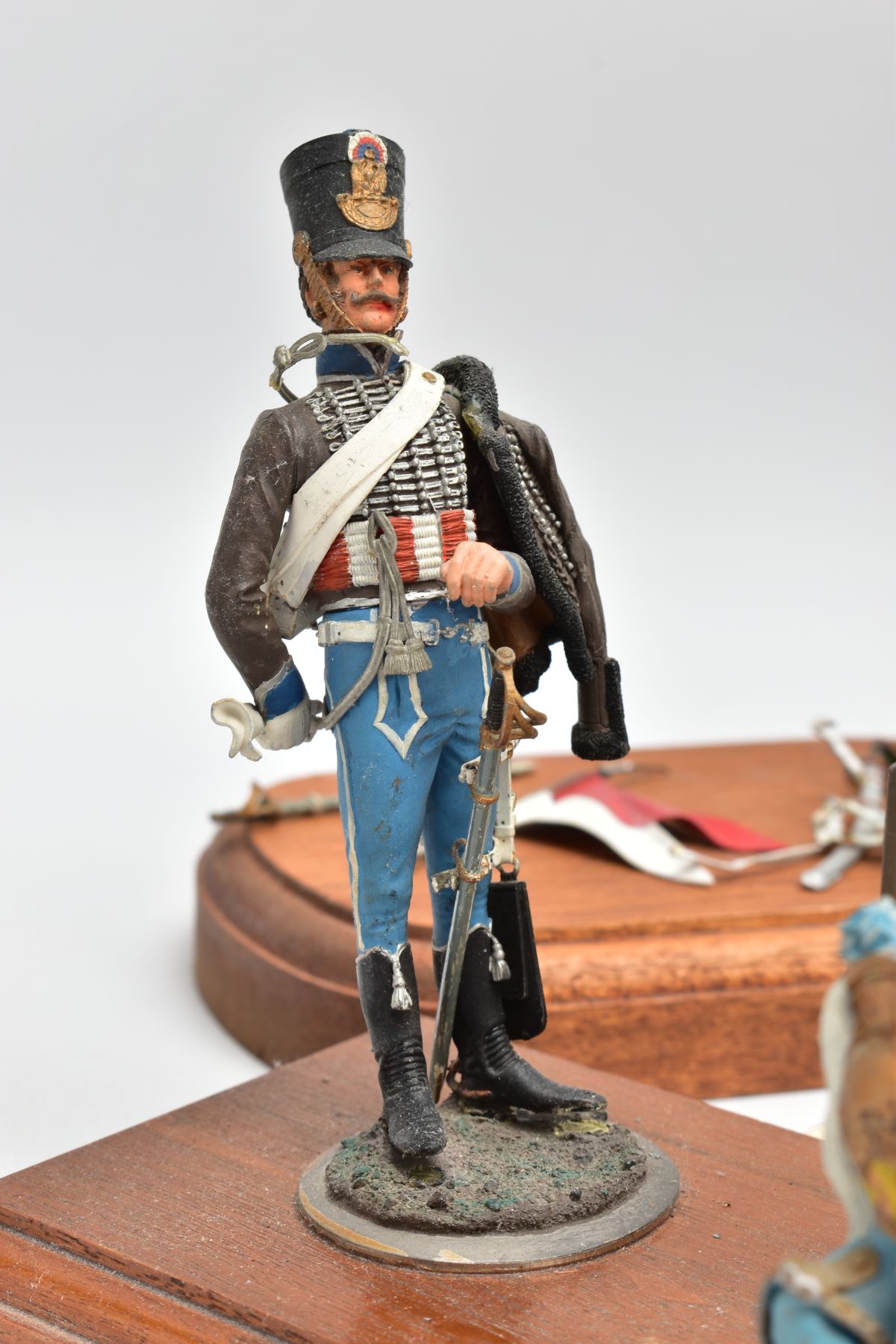 A SMALL COLLECTION OF NAPOLEONIC ERA METAL MILTARY FIGURES, with one horse, several wooden - Image 6 of 8