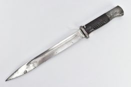 A GERMAN WORLD WAR TWO BAYONET, for the K98 Mauser rifle, bayonet is in good condition, with minimal
