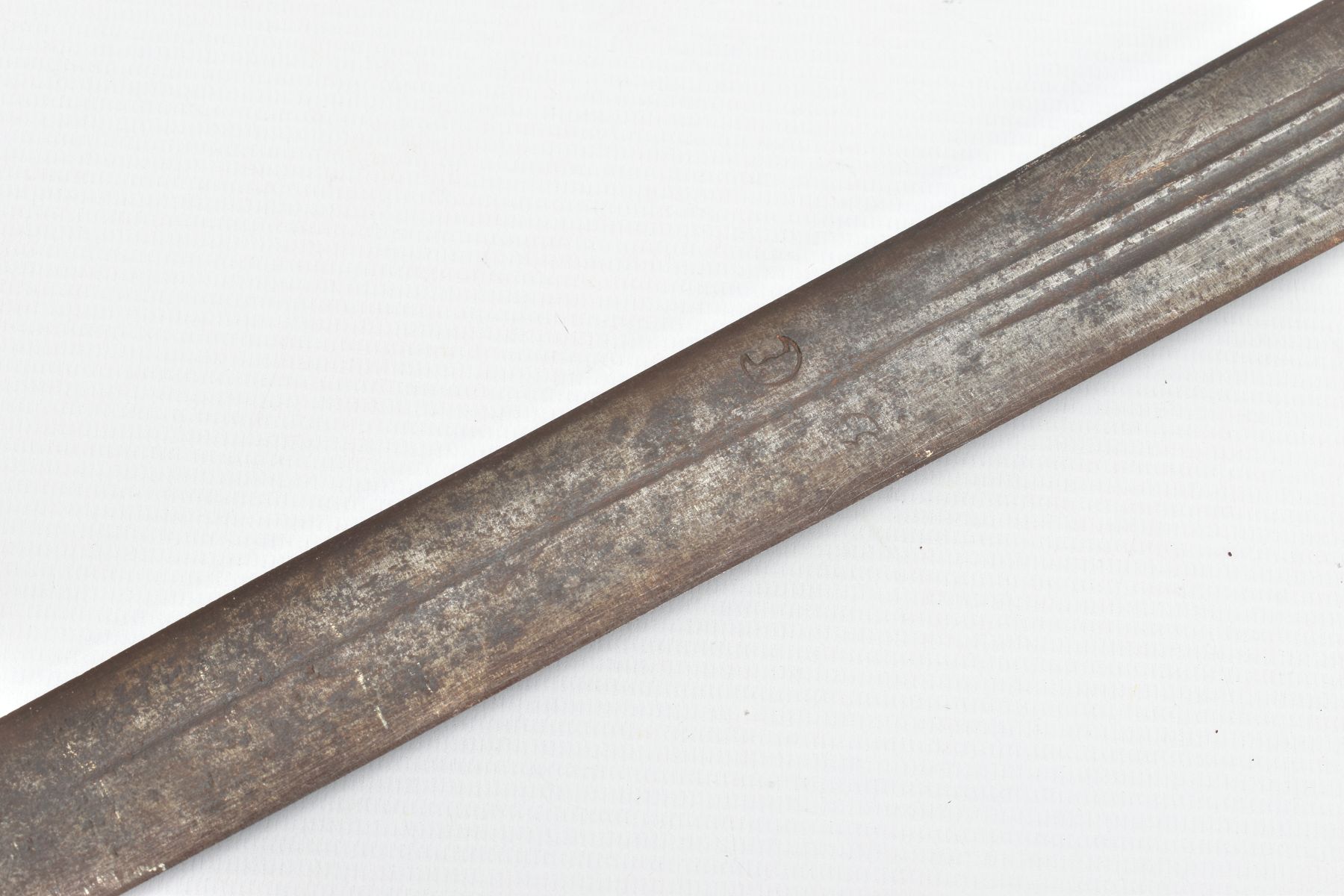 A MEDIEVAL STYLE SWORD, POSSIBLY EUROPEAN IN MANUFACTURE IN THE KASKARAS STYLE, the blade is - Image 3 of 13