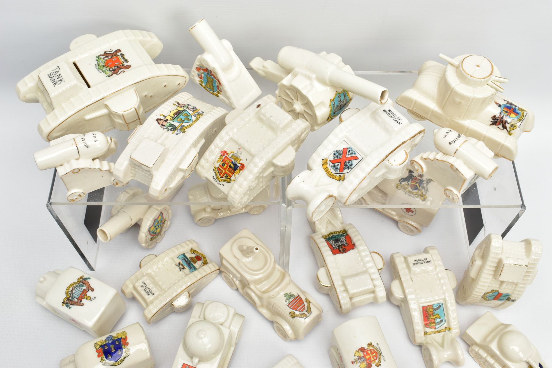 A COLLECTION OF WORLD WAR I CRESTED CHINA, manufactured by Arcadian, Willow Art, Shelley, Carlton, - Image 11 of 18