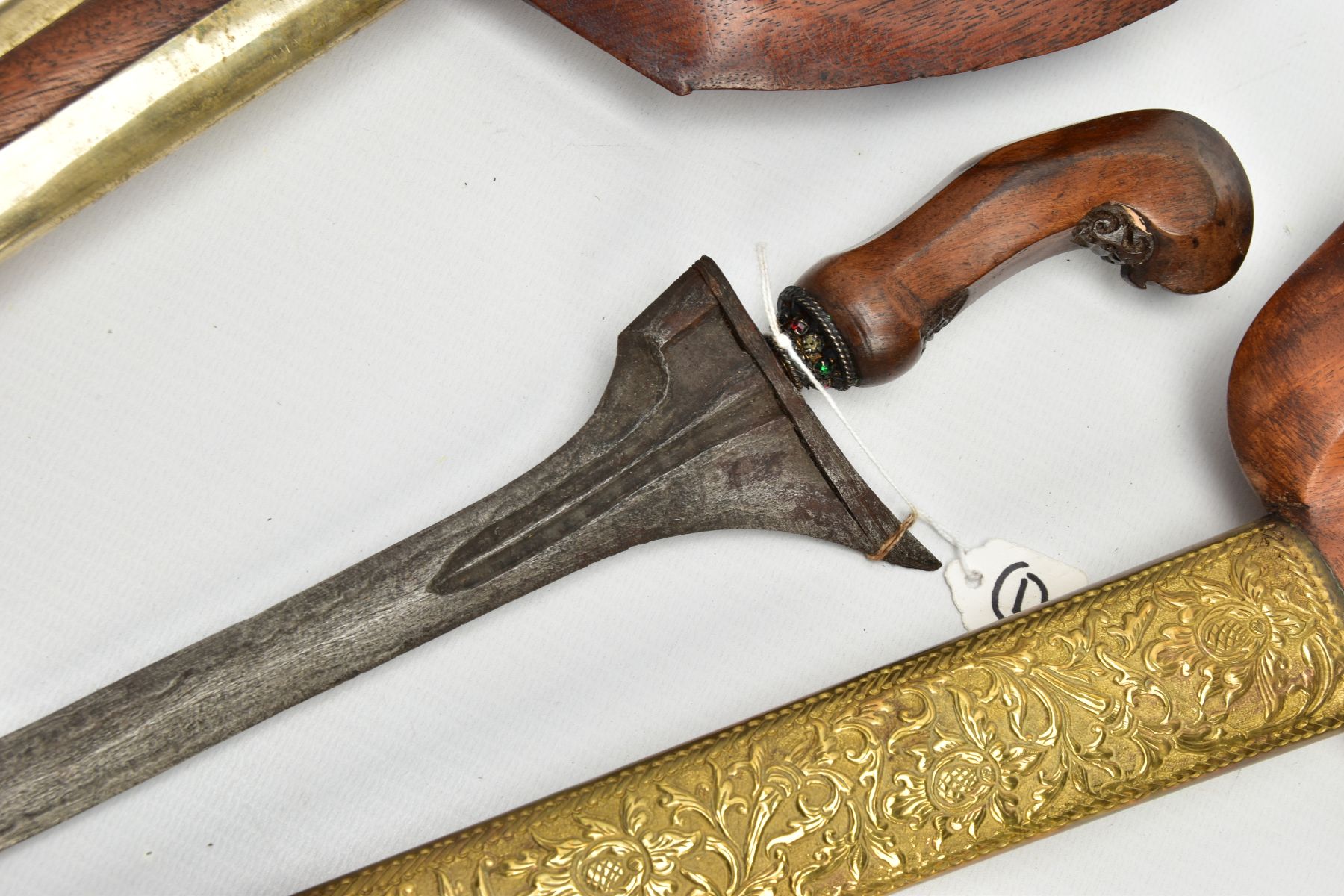 THREE MALAY/INDONESIAN KRIS DAGGERS, all straight blades(bilah), with age, the Bilah are rusted, the - Image 5 of 10