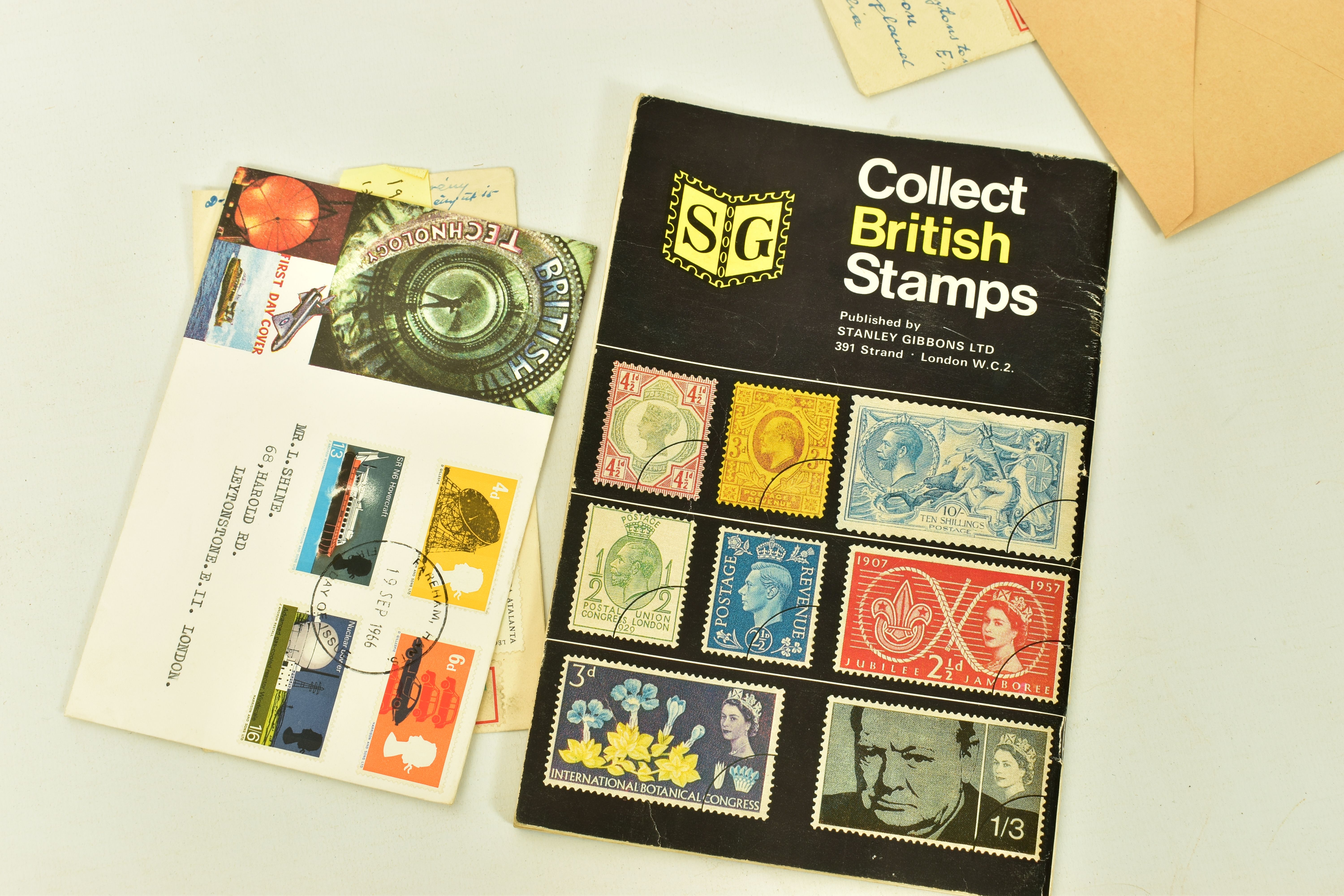 SMALL BOX AND BAG OF STAMPS, in five albums and loose in packets, we note GB from early line - Image 9 of 10
