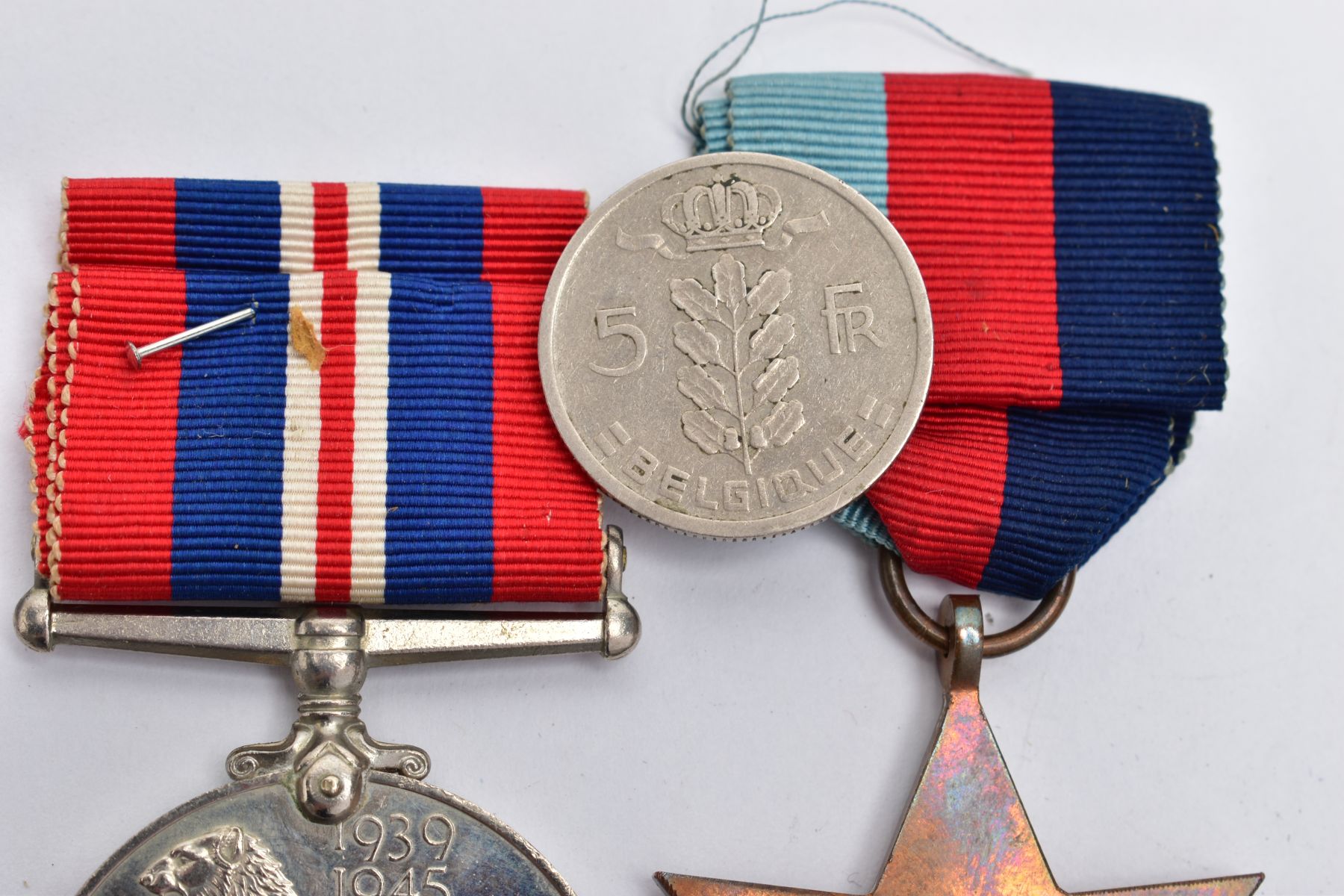 A SMALL BOX CONTAINING THREE WORLD WAR TWO MEDALS, as follows 1939-45, France & Germany Stars, & War - Image 4 of 4