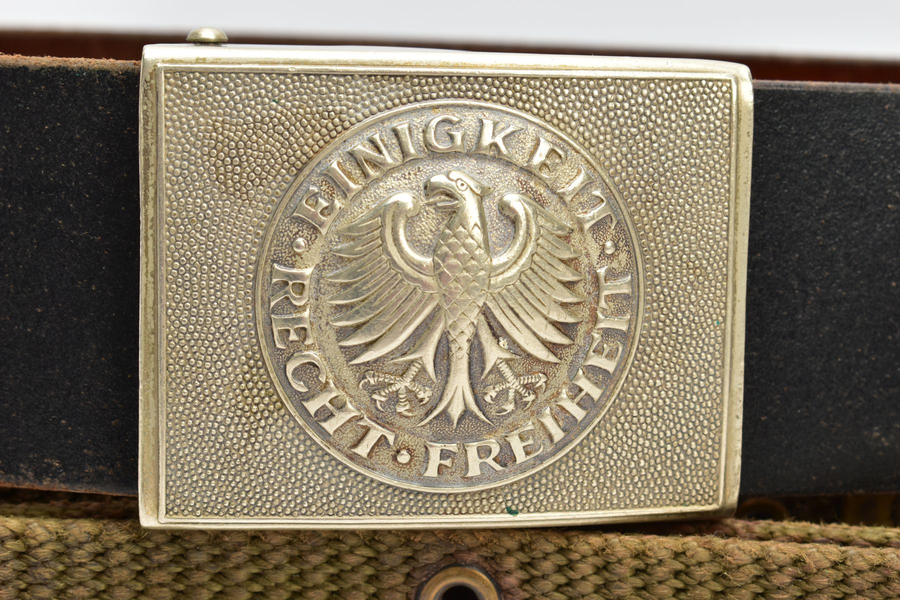 GERMAN POST WWII BUNDESWEHR ARMY BELT BUCKLE, with leather belt, the buckle is one piece face - Image 2 of 8