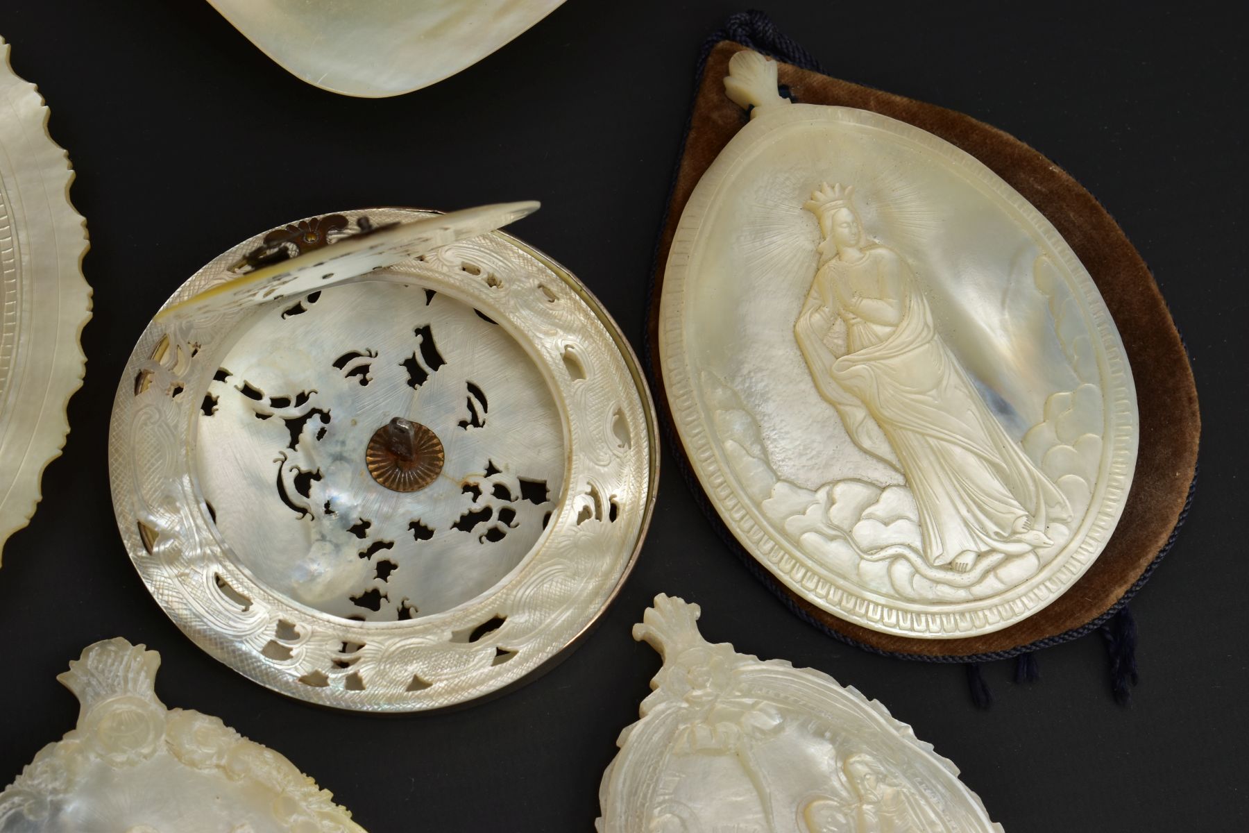 SEVEN MOTHER OF PEARL SHELL CARVINGS OF BIBLICAL SCENES, including the Nativity, the crucifixion and - Image 11 of 17