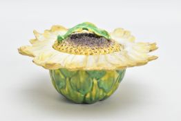 A CHELSEA PORCELAIN SUNFLOWER BOWL AND COVER, CIRCA 1755, naturalistically modelled, the cover