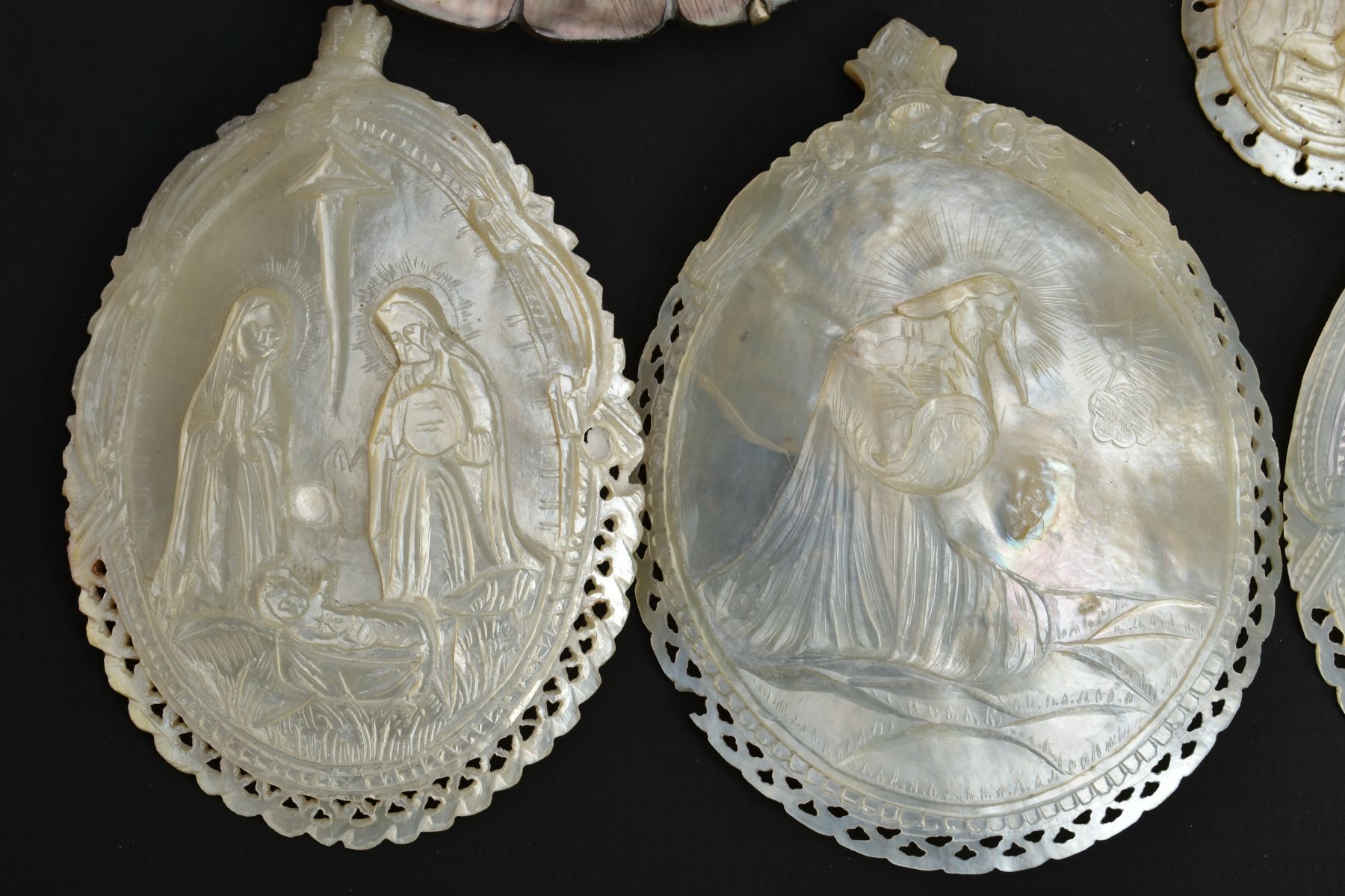 SEVEN MOTHER OF PEARL SHELL CARVINGS OF BIBLICAL SCENES, including the Nativity, the crucifixion and - Image 15 of 17