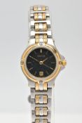 A STAINLESS STEEL GUCCI 9040L QUARTZ WRISTWATCH, black textured dial with gold coloured baton