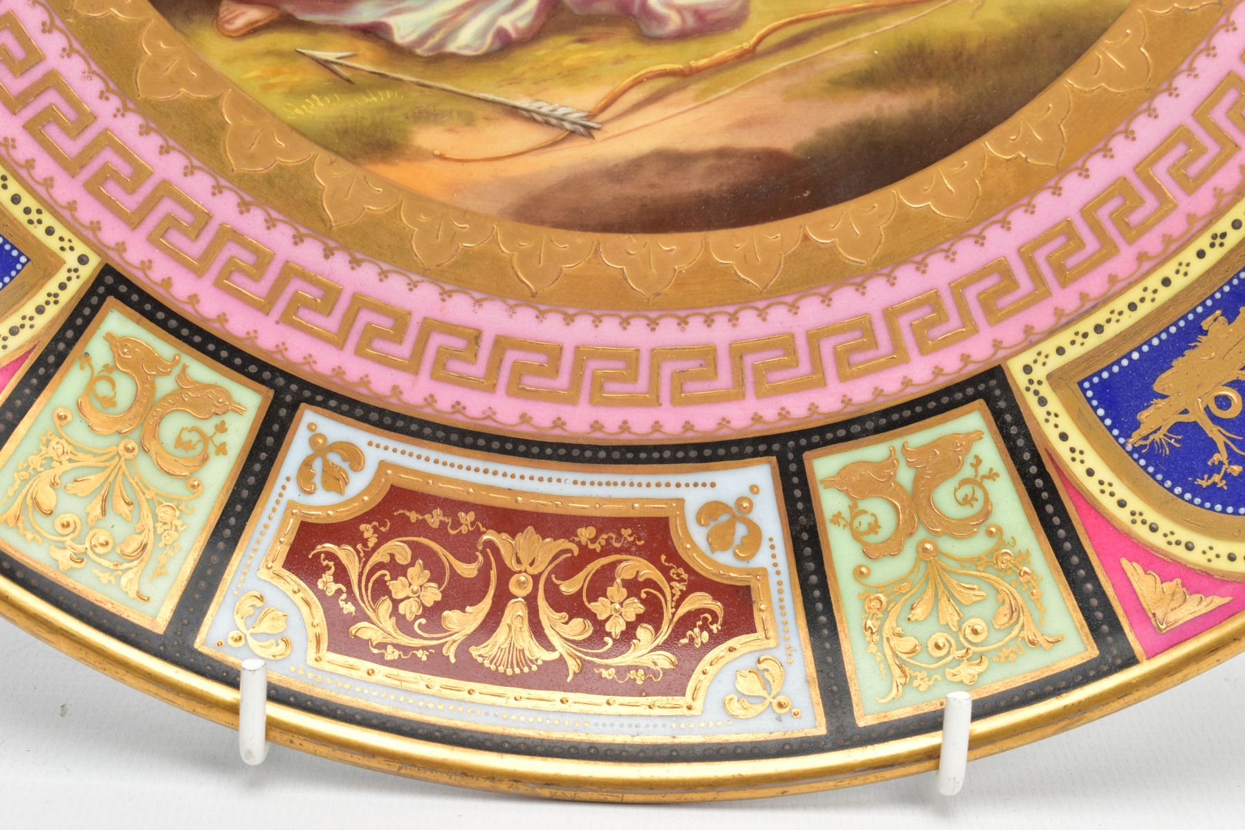 TWO LATE 19TH CENTURY VIENNA STYLE PORCELAIN CHARGERS, with polychrome and gilt borders - Image 12 of 15