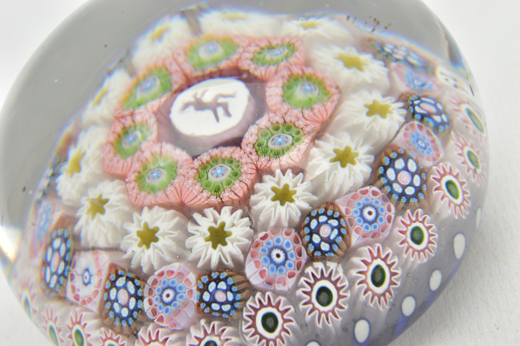 A 19TH CENTURY ST. LOUIS CONCENTRIC MILLEFIORI PAPERWEIGHT, centre dancing devil cane surrounded - Image 13 of 14