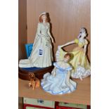 FOUR ROYAL DOULTON FIGURES/DOG, comprising boxed limited edition The Duchess of York HN3086 no506/