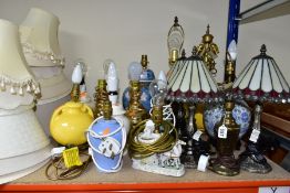 A GROUP OF TABLE LAMPS AND LAMPSHADES, to include seventeen generally late 20th century /