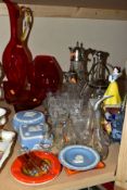 A GROUP OF COLOURED AND CLEAR GLASSWARE, A SMALL QUANTITY OF CERAMICS, ETC, including three pieces