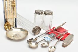 A BOX OF ASSORTED SILVER AND WHITE METAL ITEMS, to include a boxed silver and white guilloche enamel