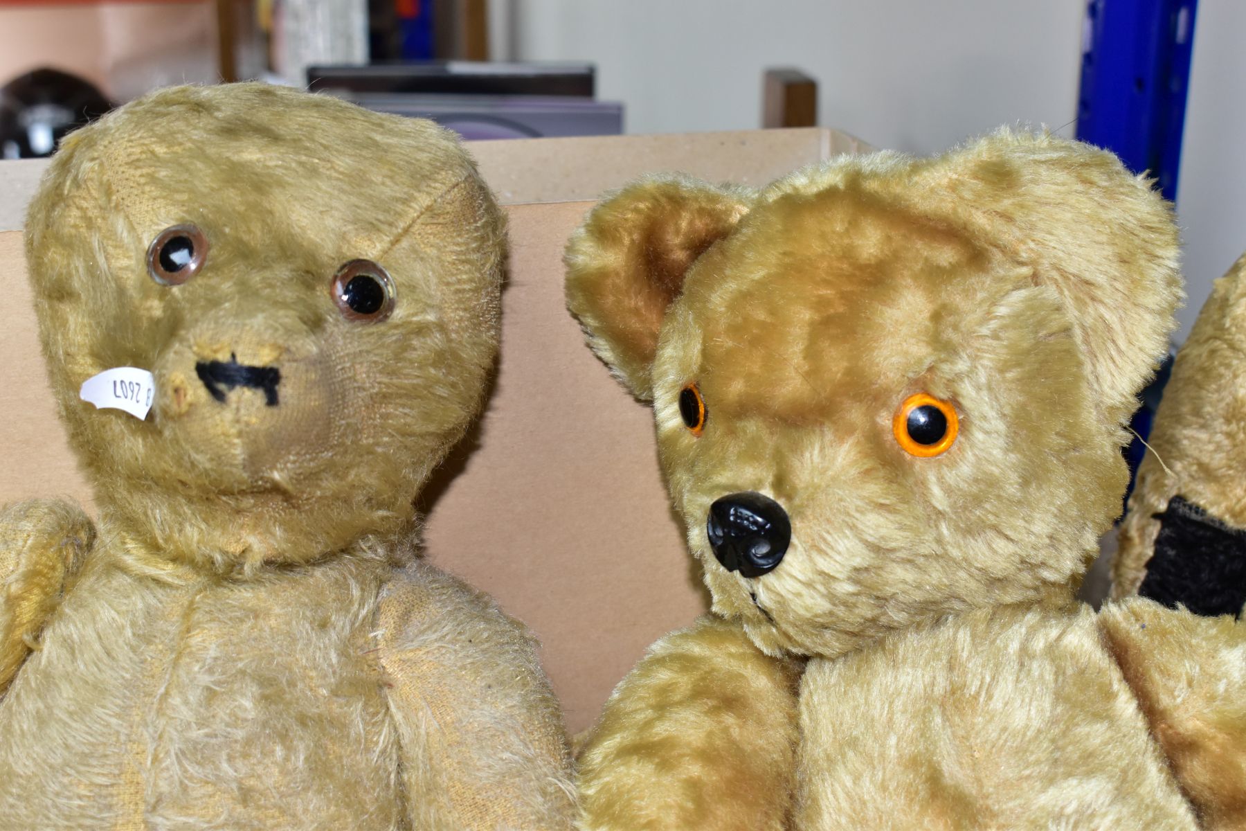 FOUR TEDDY BEARS, comprising a 33cm fully jointed vintage bear with plastic eyes and nose, rexine - Image 4 of 5