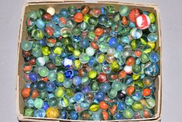 A COLLECTION OF MARBLES, assorted sizes, styles and types, playworn condition with some marking